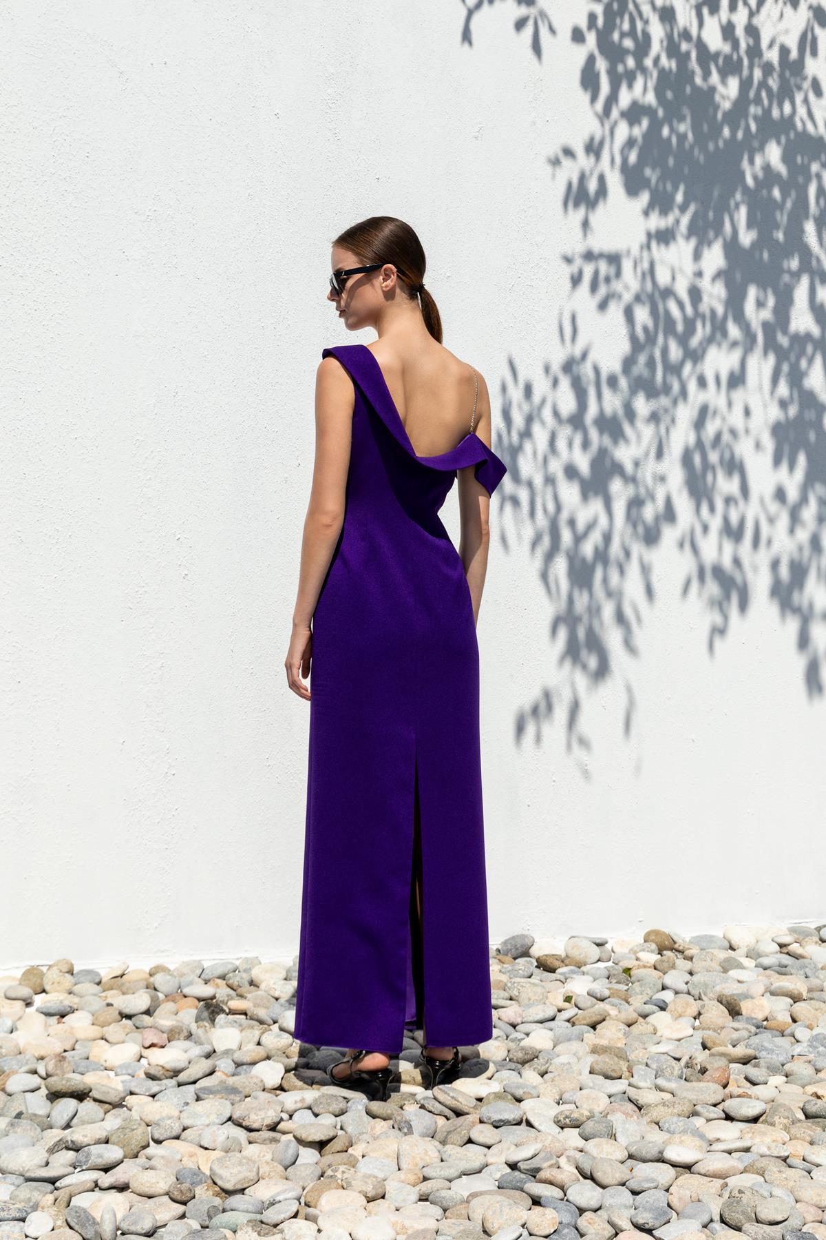 ZİNCİR ASKILI ELBİSE 26W40821